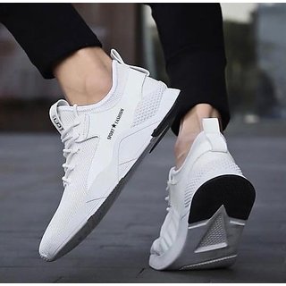 White deals shoes sports