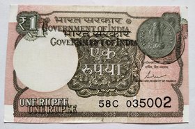 one rupees error note