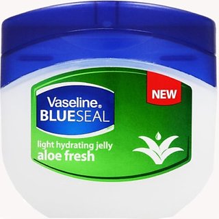                       Vaseline Blue Seal Light Hydrating Aloe Fresh  (250 ml)                                              