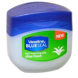 Vaseline Blueseal Light Hydrating Jelly ALOE FRESH Moisturizer 100 gm Vaseline Blueseal Light Hydrating Jelly ALOE FRESH Moisturizer 100 gm