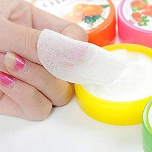 Amazon.com : EZGOODZ Finger Nail Polish Remover Pads. Pack of 100 Nail  Polish Remover Wipes Individually Wrapped. 2 ply Ethyl Acetate Advanced  Travel Nail Polish Remover Pads with Aloe Panthenol : Beauty