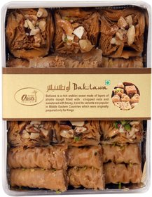 Oasis Baklava Exotic ( 12pcs Assorted Baklava) Gift Box (Medium)