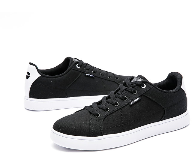 Xtep Skateboard Shoes : Buy Xtep Men Canvas White,black,dove Grey Textured Skateboarding  Shoes Online