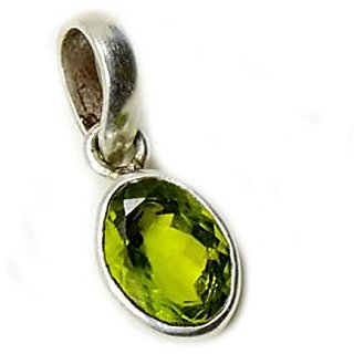                       Sterling Silver 9.5 Carat Classic Peridot Pendant without chain by CEYLONMINE                                              