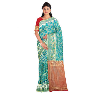 Kanieshka Good Quality Beautiful Green Silk Saree With Attractive Red Palla, Attached Green Color Blouse