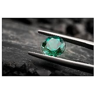 5.25 Ratti Natural Igi Emerald Stone By Ceylonmine 5.25 Ratti Natural Igi Emerald Stone By Ceylonmine