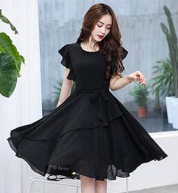 Elizy Women Black Plain Flair Georgatte Midi Dress