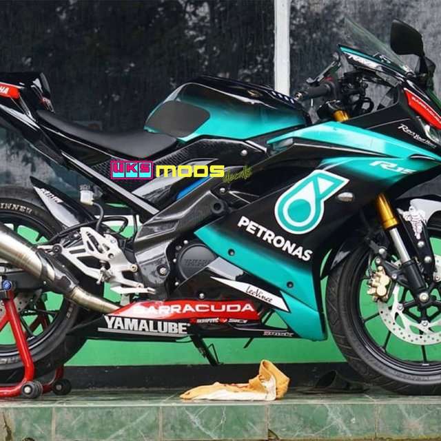 R15 2025 v3 petronas