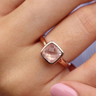                       Natural rose quartz Stone 5.5 Ratti Gemstone gold plated Ring Original Lab Certified by JAIPUR GEMSTONE                                              