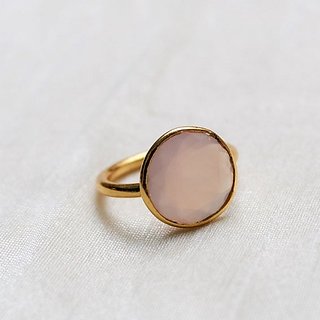                       100% Natural 6 carat rose quartz Gold plated Ring for unisex by JAIPUR GEMSTONE                                              