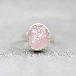                       7 Ratti rose quartz pure Silver Ring for Unisex by JAIPUR GEMSTONE                                              