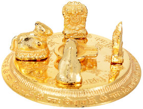 KESAR ZEMS The Happy Family Of Lord Shiv Parivar Idol In Brass (9 cm x 9 cm x 4 cm) Golden