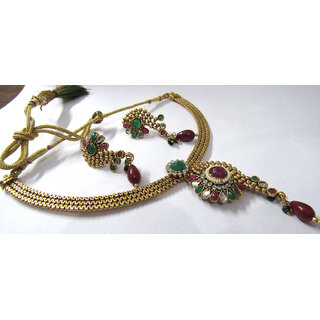                       Golden copper maroon and green stone necklace set                                              