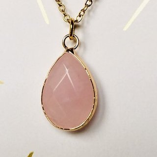                       8 ratti Natural rose quartz Stone Gold Plated Pendant Without chain Pendant by Jaipur Gemstone                                              