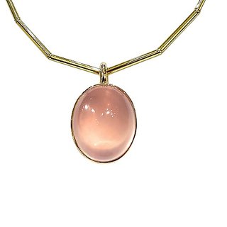                       Natural  rose quartz 9 Ratti 100 % Certified Gold Plated Pendant Without chain By Ceylonmine                                              
