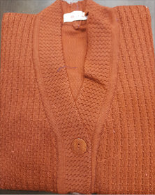 Ladies Knitted V Neck Sweater Only L Size