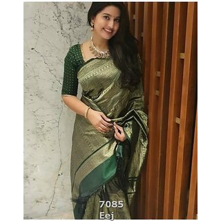 Green Silk Saree with Beautiful Rich Pallu and jacquard work