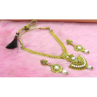                       Triangle Golden Pendant Pearl Necklace Set                                              