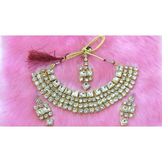                       White Nice Square Stone Necklace Set                                              