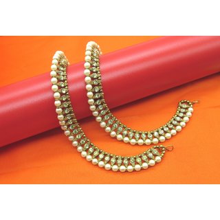                      Single line pearl and  white stone anklet                                              