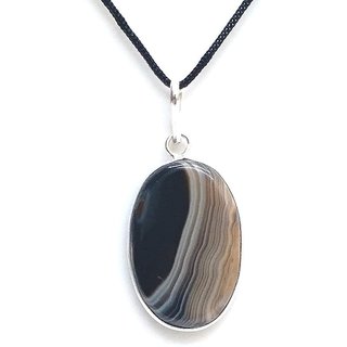                       12.00 Ratti Black and White Sulemani Hakik Agate Plated Gemstone Pendant for Girls and Boys.                                              
