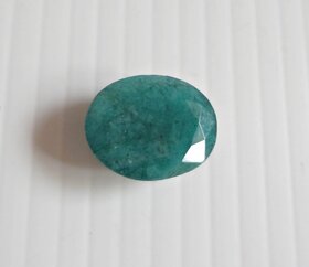 emerald -real emerald Pachu gemstone 6.60 carate with certification