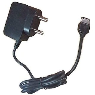 Black Universal Mobile Charger M600