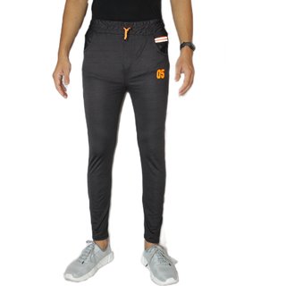                       VANTAR Solid Men Black Joggers                                              