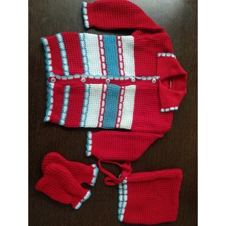 Baby sweater with cap and socks