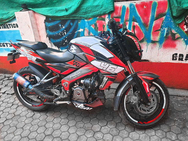 Pulsar 200 ns 2025 full body wrap