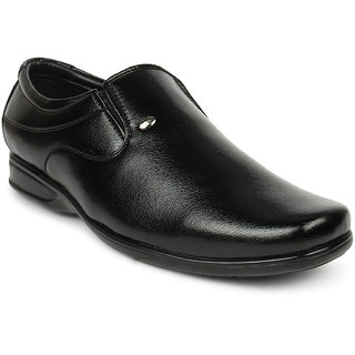 Action dotcom on sale black shoes
