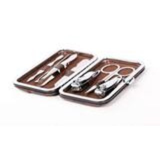                       7 IN 1 PEDICURE SET FOR DAILY USE 1 PACK ONLY                                              
