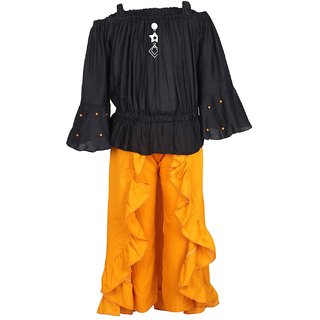 Arshia Fashions Top and Stylish Skirt Set