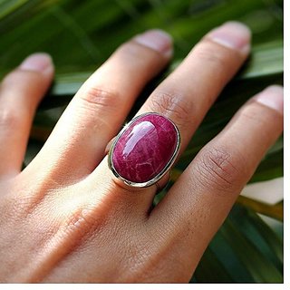                       CEYLONMINE-5.25 Carat Star Ruby Gemstone Astrological Ring for Women and Men                                              