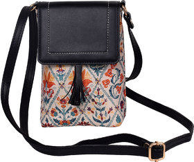 Style Bite Cream Mobile Sling Pouch