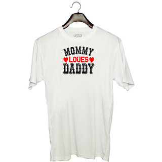                       UDNAG Unisex Round Neck Graphic 'Couple | mommy loves daddy' Polyester T-Shirt White                                              