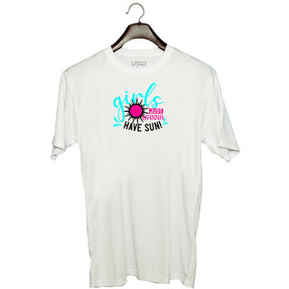                       UDNAG Unisex Round Neck Graphic 'Girls trip | girls just wanna have sun!' Polyester T-Shirt White                                              