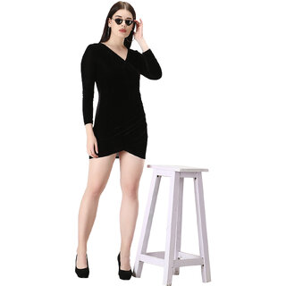 women fitted short black  velvet dress