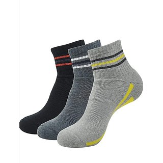 These socks are made with the finest quality combed cotton for maximum absorption of moisture and sweat to keep your fee