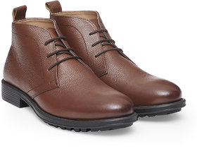 Oily Milled Leather Tan Chukka Boots