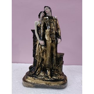 Handcrafted Romantic Couple Decorative Showpiece for Gifting Someone Special Decorative Showpiece - 22 cm