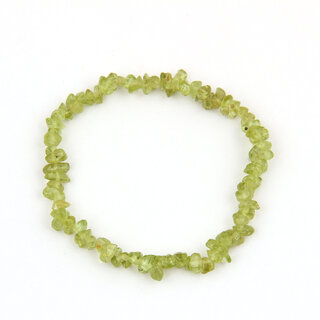                       Pearlz Ocean Green coloured Peridot Chips Beads Bracelet for Men and Women                                              