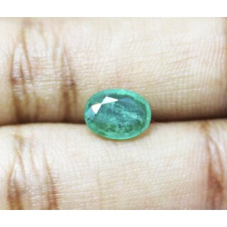 0.92 Carats Natural Emerald (Panna) UnHeated UnTreated by AstroGem.co.in 0.92 Carats Natural Emerald (Panna) UnHeated UnTreated by AstroGem.co.in