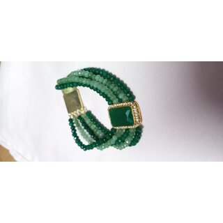                      Georgous looking Bracelet of Glass Gem Beads for Bridal wear Wedding wear                                              