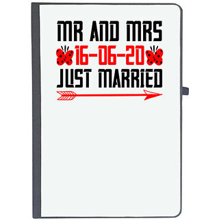                       UDNAG Ruled Notebook Diary 'Couple | Mr.and Mrs.just married 2', [A5 80Pages 80GSM]                                              