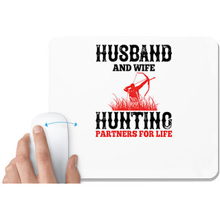                       UDNAG White Mousepad 'Hunting | Husband and wife hunting partner' for Computer / PC / Laptop [230 x 200 x 5mm]                                              