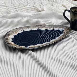                       Decokrafts Blue Oval Snack Platter                                              