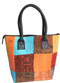 TAVAN Women Multicolor Handbag