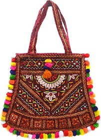 TAVAN Women Multicolor Handbag