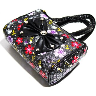                       Trendy Ladies Hand Bags Pattern 19                                              